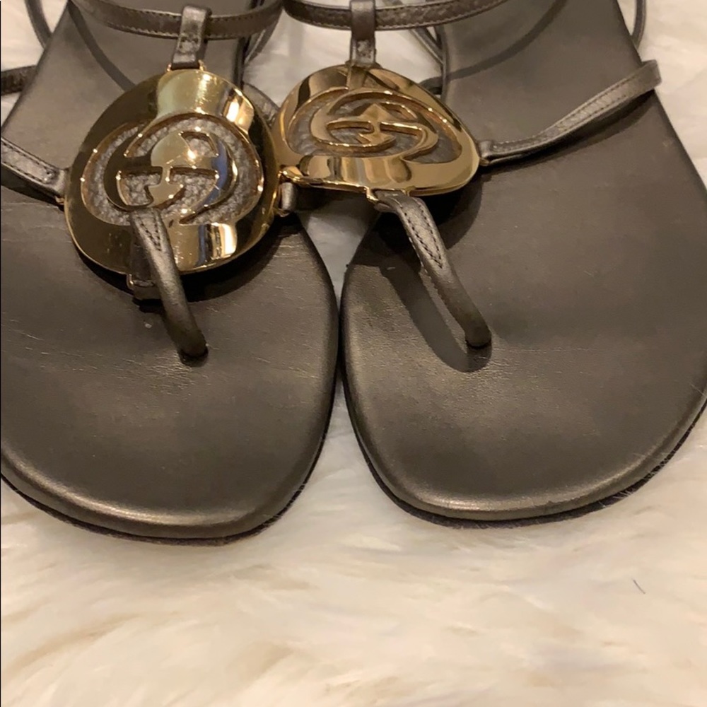 Gucci Metallic Sandals - Picture 5 of 6